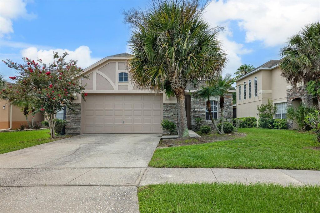 Image 2 of property listing at 1720 BEAR BAY COVE, Orlando, FL 32824