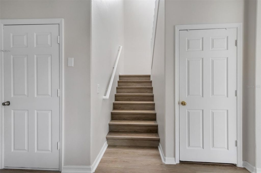 Image 26 of property listing at 1720 BEAR BAY COVE, Orlando, FL 32824