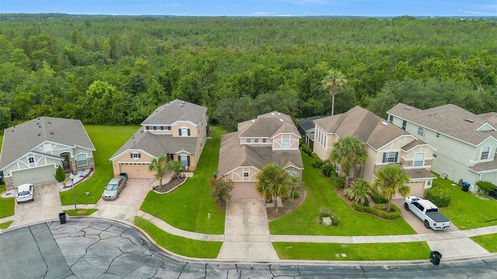 Image 34 of property listing at 1720 BEAR BAY COVE, Orlando, FL 32824