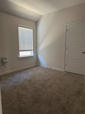 9836 High Grade Drive, Aubrey, TX 76227