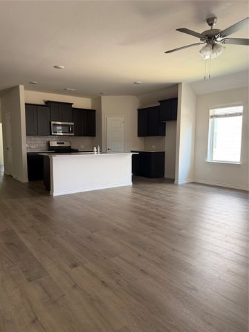 9836 High Grade Drive, Aubrey, TX 76227