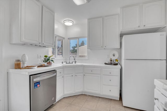 1024 Locust St, Livermore, CA 94551