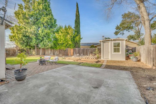 1024 Locust St, Livermore, CA 94551