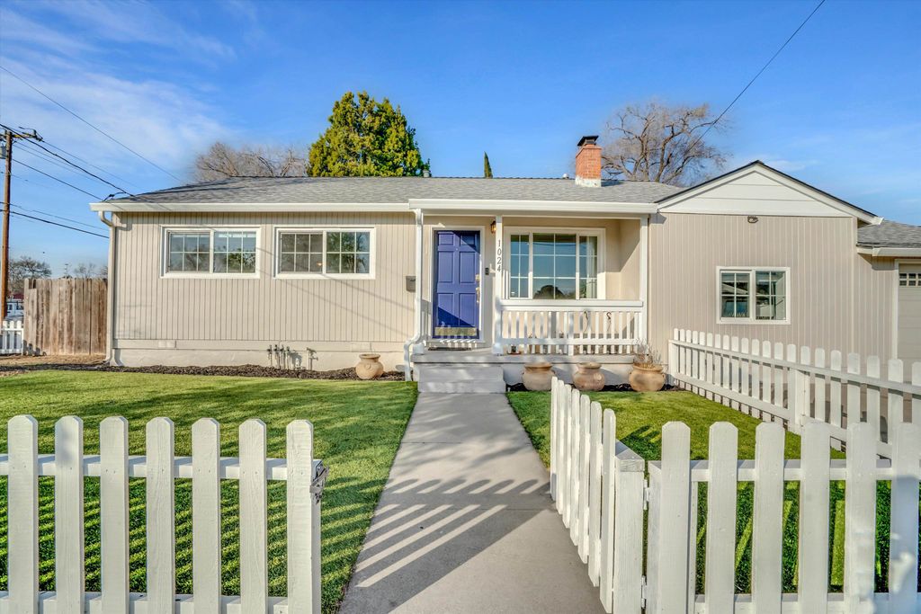 1024 Locust St, Livermore, CA 94551