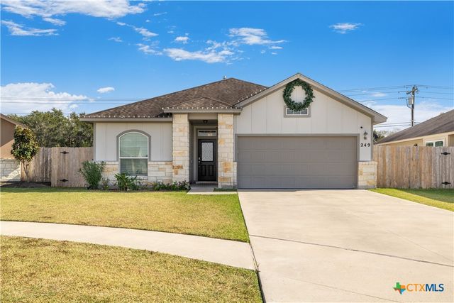 249 Cobble Stone Court, Victoria, TX 77904