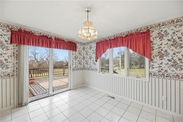 1758 Labette Road, Ottawa, KS 66067