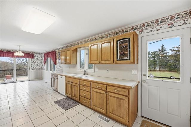 1758 Labette Road, Ottawa, KS 66067