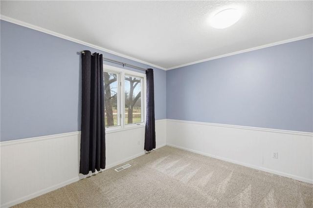 1758 Labette Road, Ottawa, KS 66067