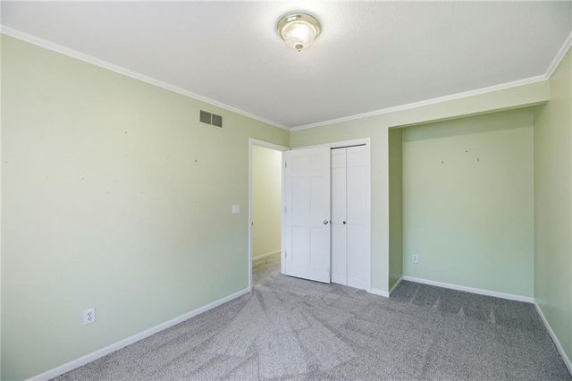 1758 Labette Road, Ottawa, KS 66067