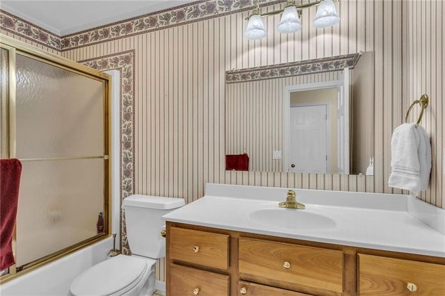 1758 Labette Road, Ottawa, KS 66067