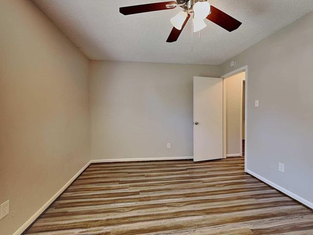 8322 Autumn Willow Drive, Tomball, TX 77375