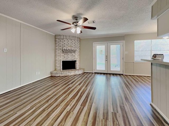 8322 Autumn Willow Drive, Tomball, TX 77375