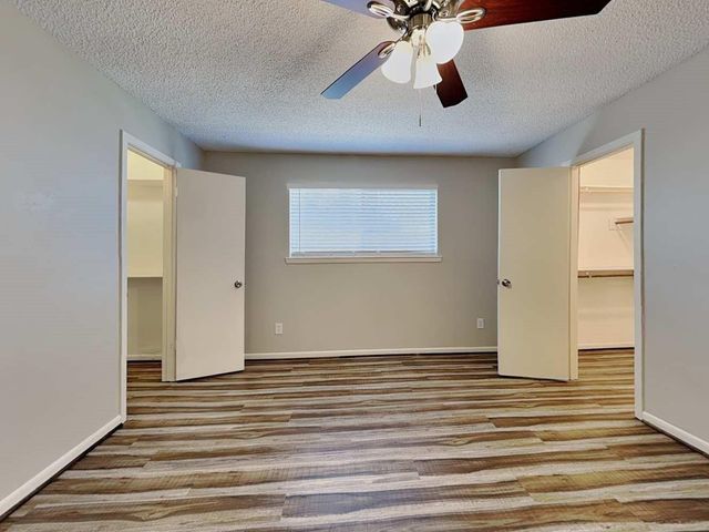 8322 Autumn Willow Drive, Tomball, TX 77375