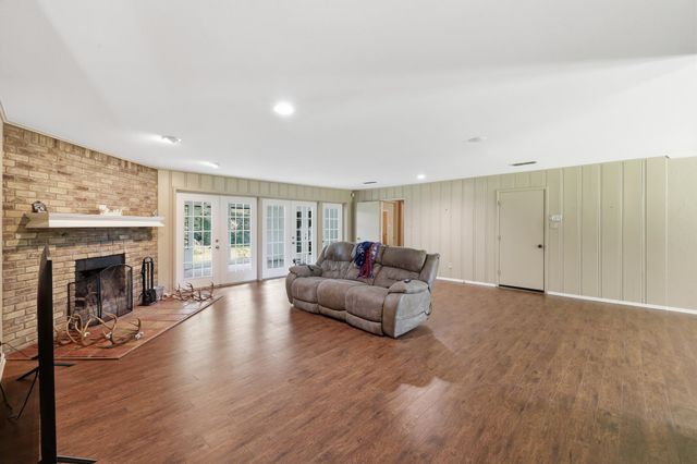 5438 FM 2625 W, Marshall, TX 75672