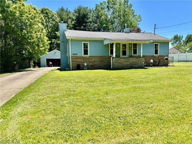 2928 W Liberty Street, Girard, OH 44420