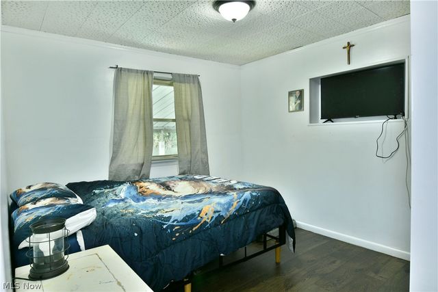 2928 W Liberty Street, Girard, OH 44420
