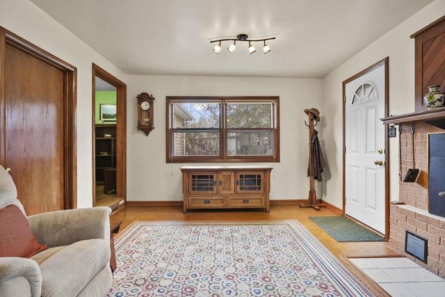 4309 Hegg Avenue, Madison, WI 53716