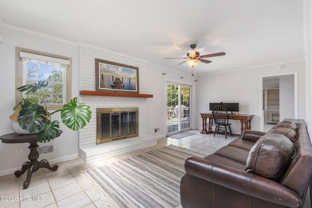 240 Jeb Stuart Drive, Wilmington, NC 28412