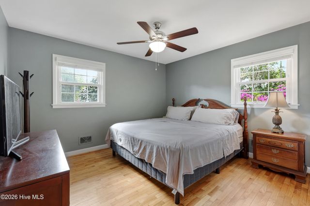 240 Jeb Stuart Drive, Wilmington, NC 28412