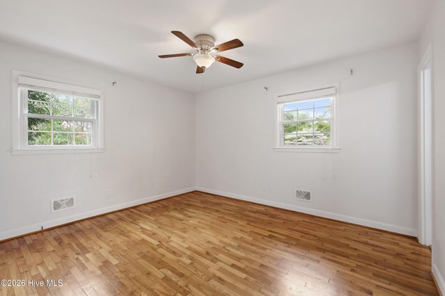 240 Jeb Stuart Drive, Wilmington, NC 28412