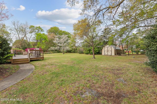 240 Jeb Stuart Drive, Wilmington, NC 28412