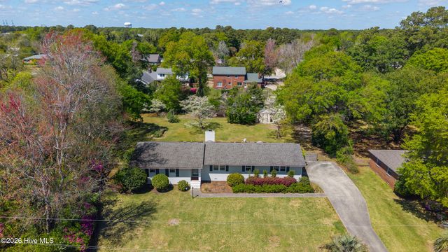 240 Jeb Stuart Drive, Wilmington, NC 28412