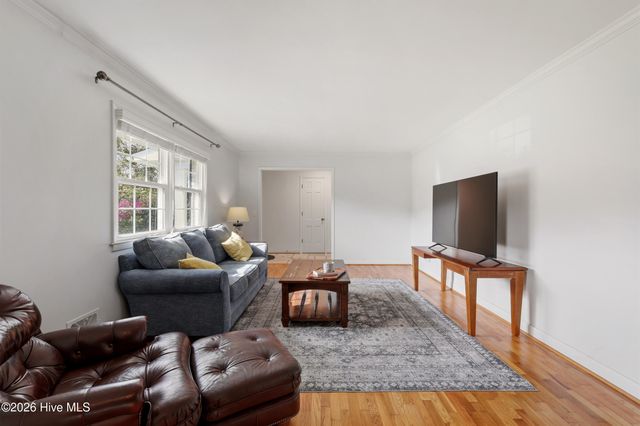 240 Jeb Stuart Drive, Wilmington, NC 28412