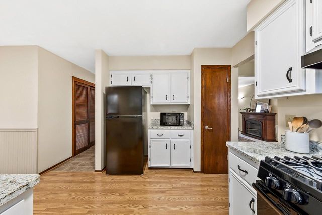 W158N10768 Catskill LANE, Germantown, WI 53022