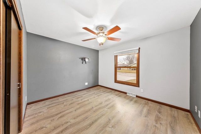 W158N10768 Catskill LANE, Germantown, WI 53022