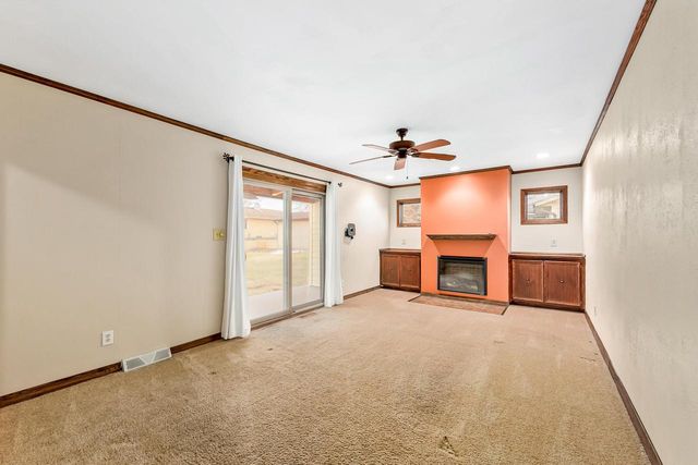 W158N10768 Catskill LANE, Germantown, WI 53022