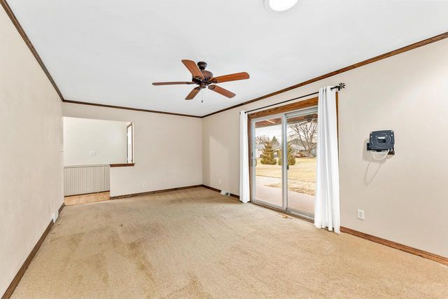 W158N10768 Catskill LANE, Germantown, WI 53022