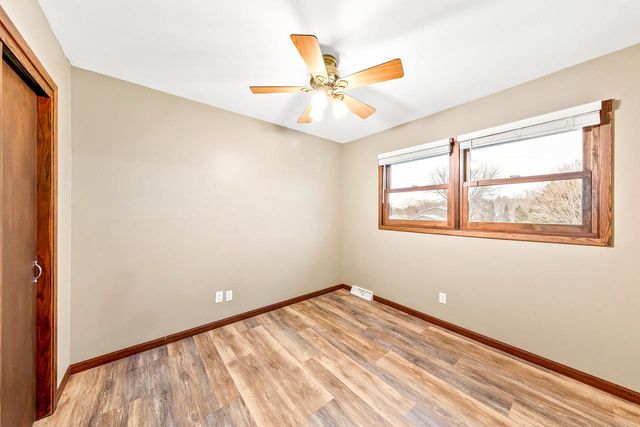 W158N10768 Catskill LANE, Germantown, WI 53022