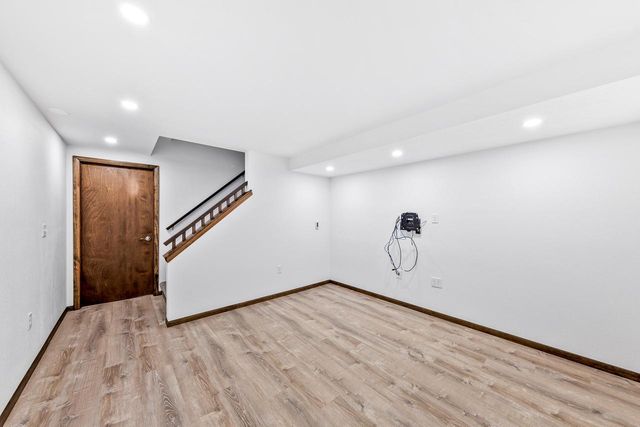 W158N10768 Catskill LANE, Germantown, WI 53022