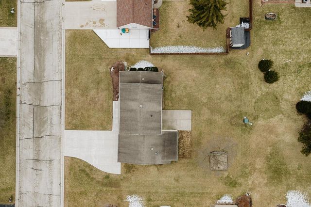 W158N10768 Catskill LANE, Germantown, WI 53022