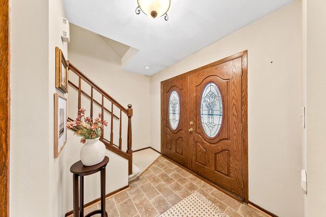 W158N10768 Catskill LANE, Germantown, WI 53022