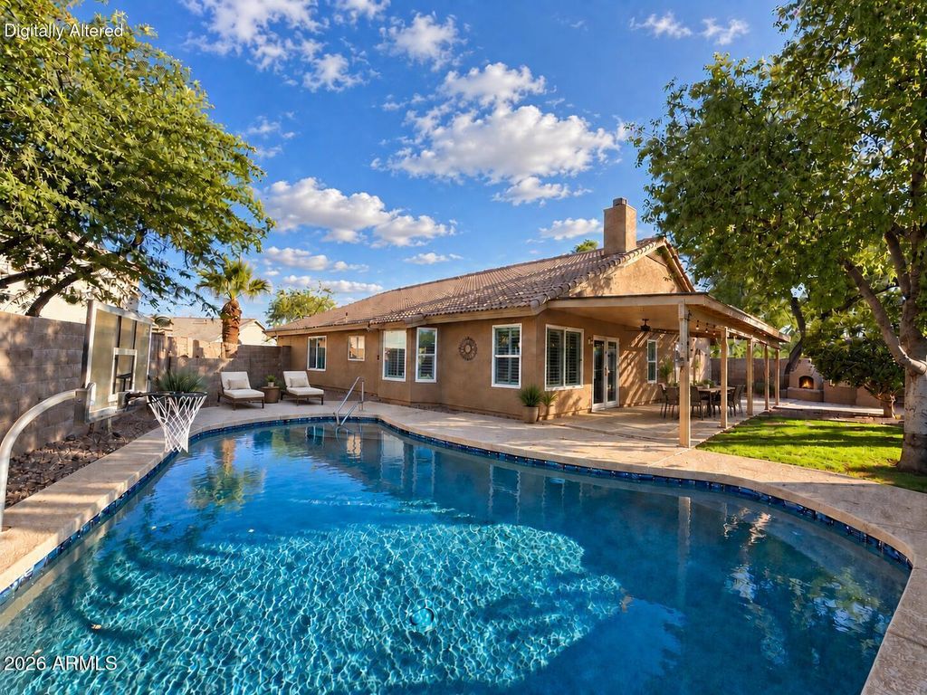 4438 W CALLE LEJOS Lane, Glendale, AZ 85310 — photo 2