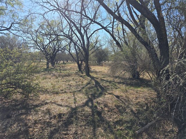 101 Springfield DR, Horseshoe Bay, TX 78657