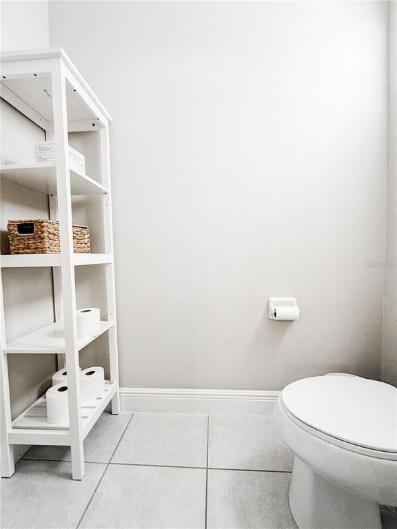 Image 24 of property listing at 12344 WHISPER LAKE DRIVE, Bradenton, FL 34211