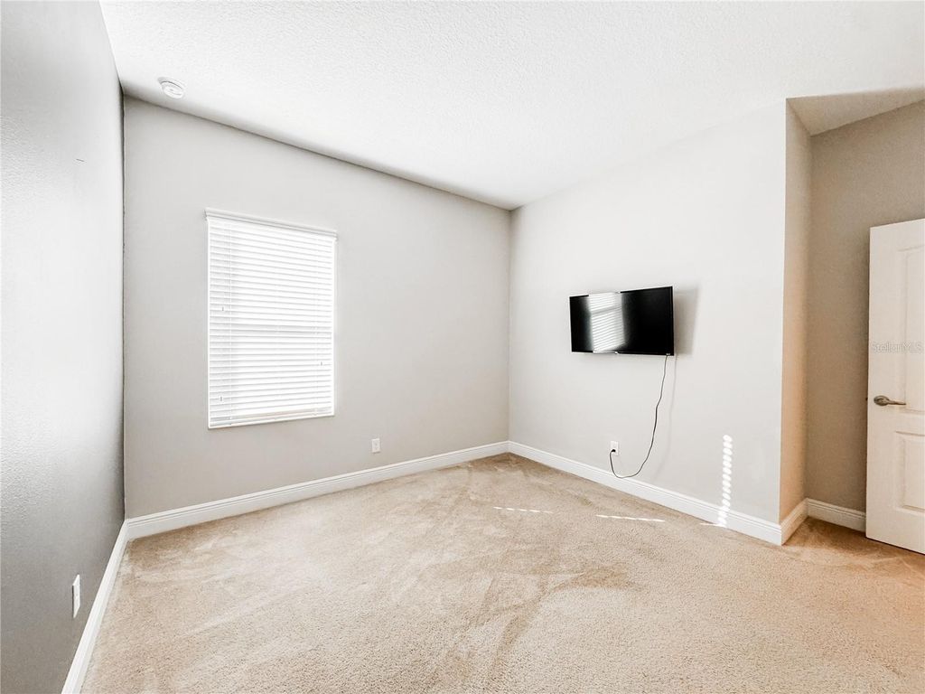 Image 29 of property listing at 12344 WHISPER LAKE DRIVE, Bradenton, FL 34211