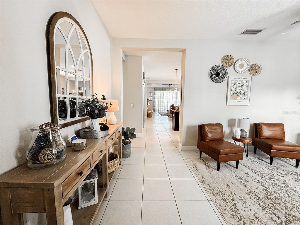 Image 5 of property listing at 12344 WHISPER LAKE DRIVE, Bradenton, FL 34211