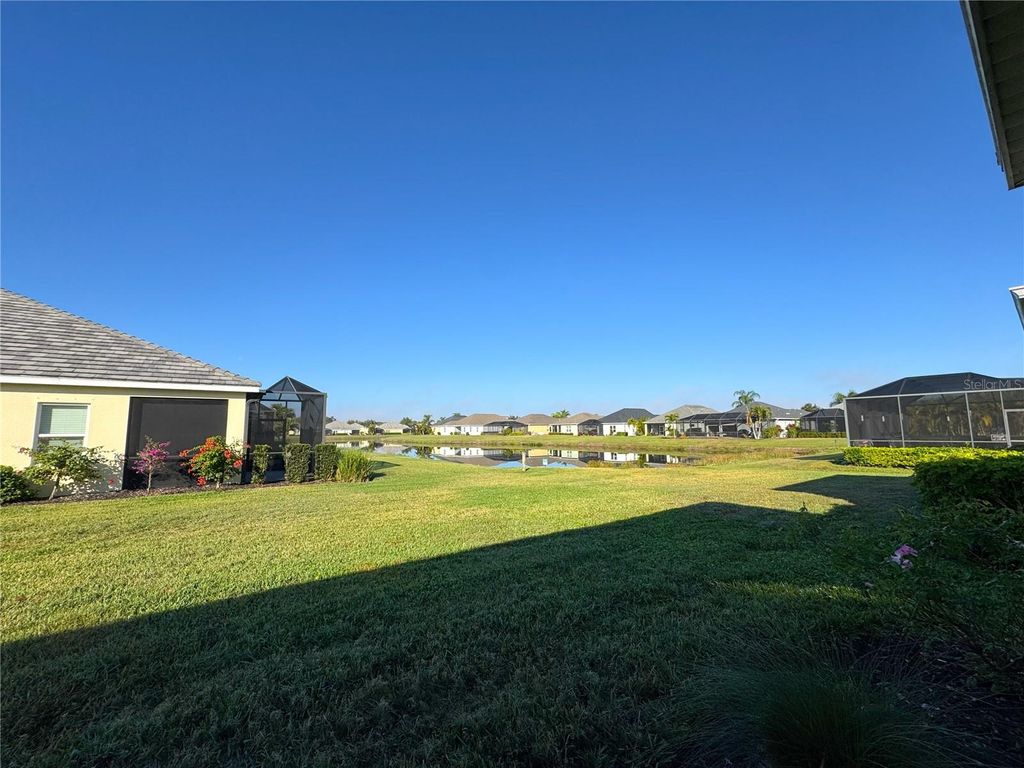 Image 42 of property listing at 12344 WHISPER LAKE DRIVE, Bradenton, FL 34211