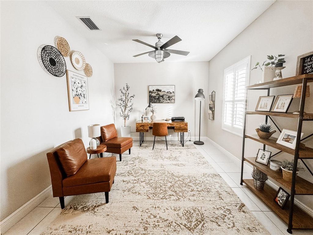 Image 6 of property listing at 12344 WHISPER LAKE DRIVE, Bradenton, FL 34211