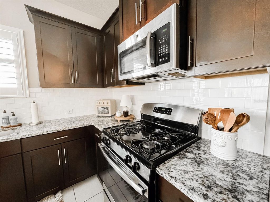 Image 10 of property listing at 12344 WHISPER LAKE DRIVE, Bradenton, FL 34211