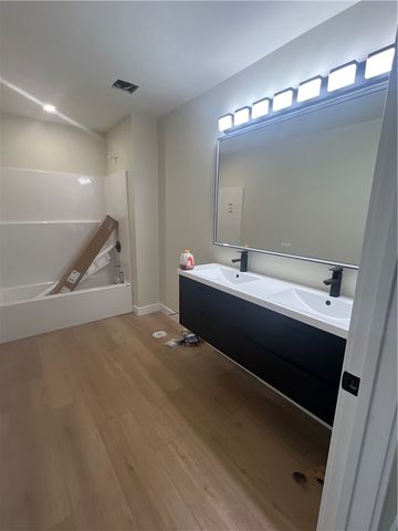 107 Willow Village Dr, Pittsburgh, PA 15239