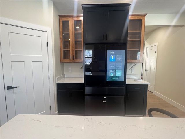 107 Willow Village Dr, Pittsburgh, PA 15239