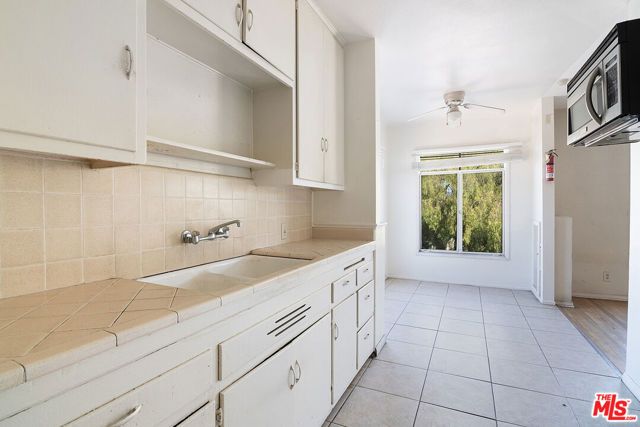 5761 Fair Avenue, North Hollywood (los Angeles), CA 91601