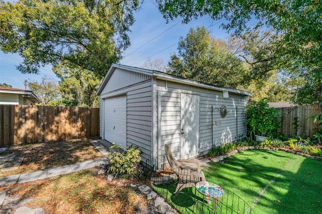 4907 N MENDENHALL DRIVE, Tampa, FL 33603