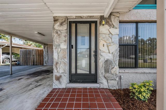 4907 N MENDENHALL DRIVE, Tampa, FL 33603