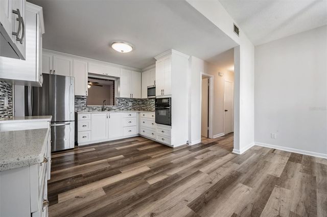 4907 N MENDENHALL DRIVE, Tampa, FL 33603