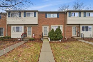 25713 Salem Street, Roseville, MI 48066